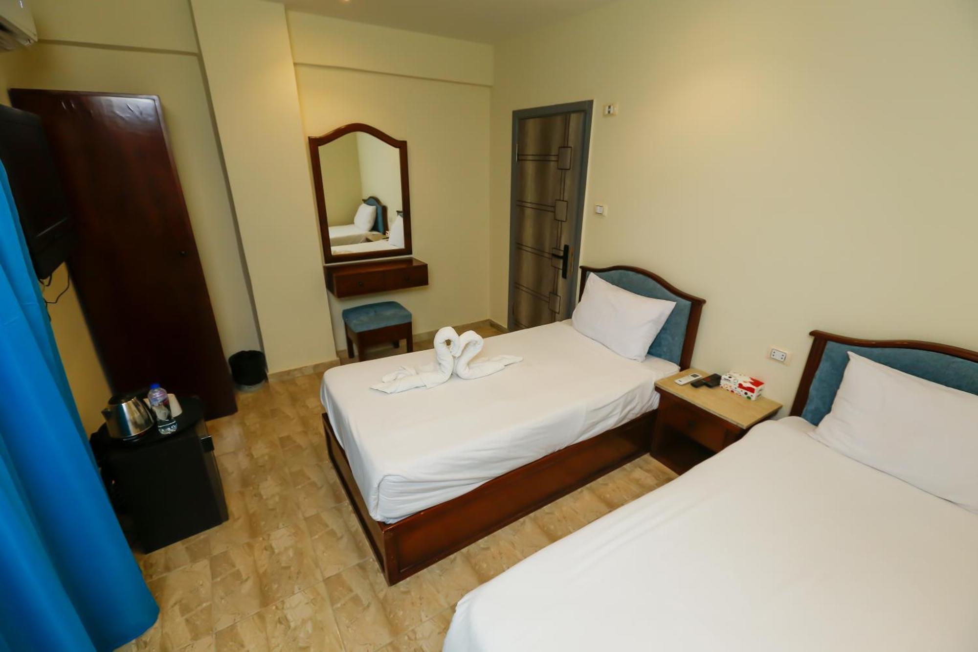 Pyramids Vista Inn Kafrat al Jabal Exterior photo