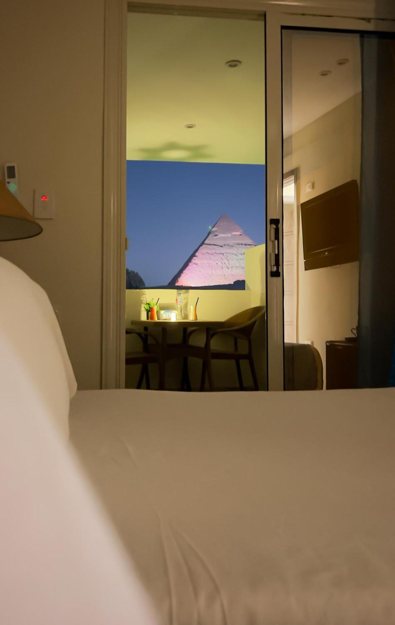 Pyramids Vista Inn Kafrat al Jabal Exterior photo